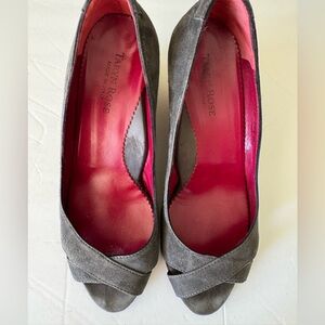 Taryn Rose Gray Suede Women's Wedge Heels 7.5